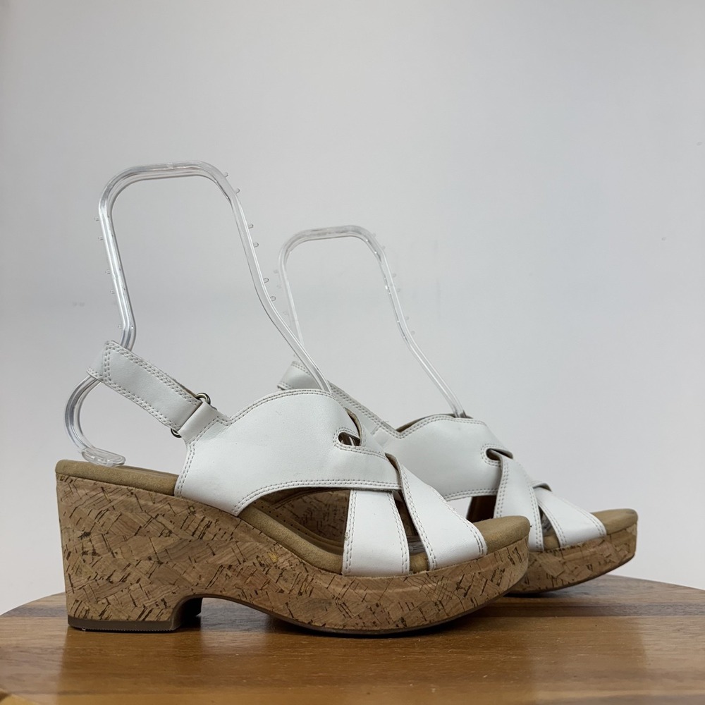 New Womens Clarks Giselle Beach‎ White Strappy Cork Slingback Sandals Size 11 M